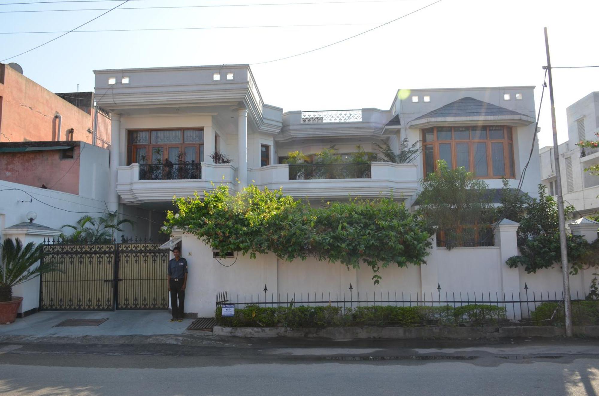Sandy'S Homestay Джаму Екстериор снимка