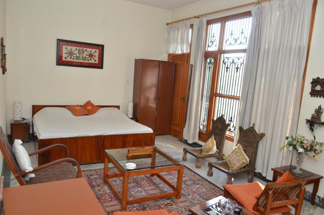 Sandy'S Homestay Джаму Екстериор снимка